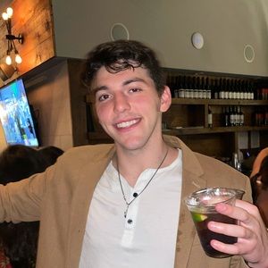 Meet your Posher, Daniel